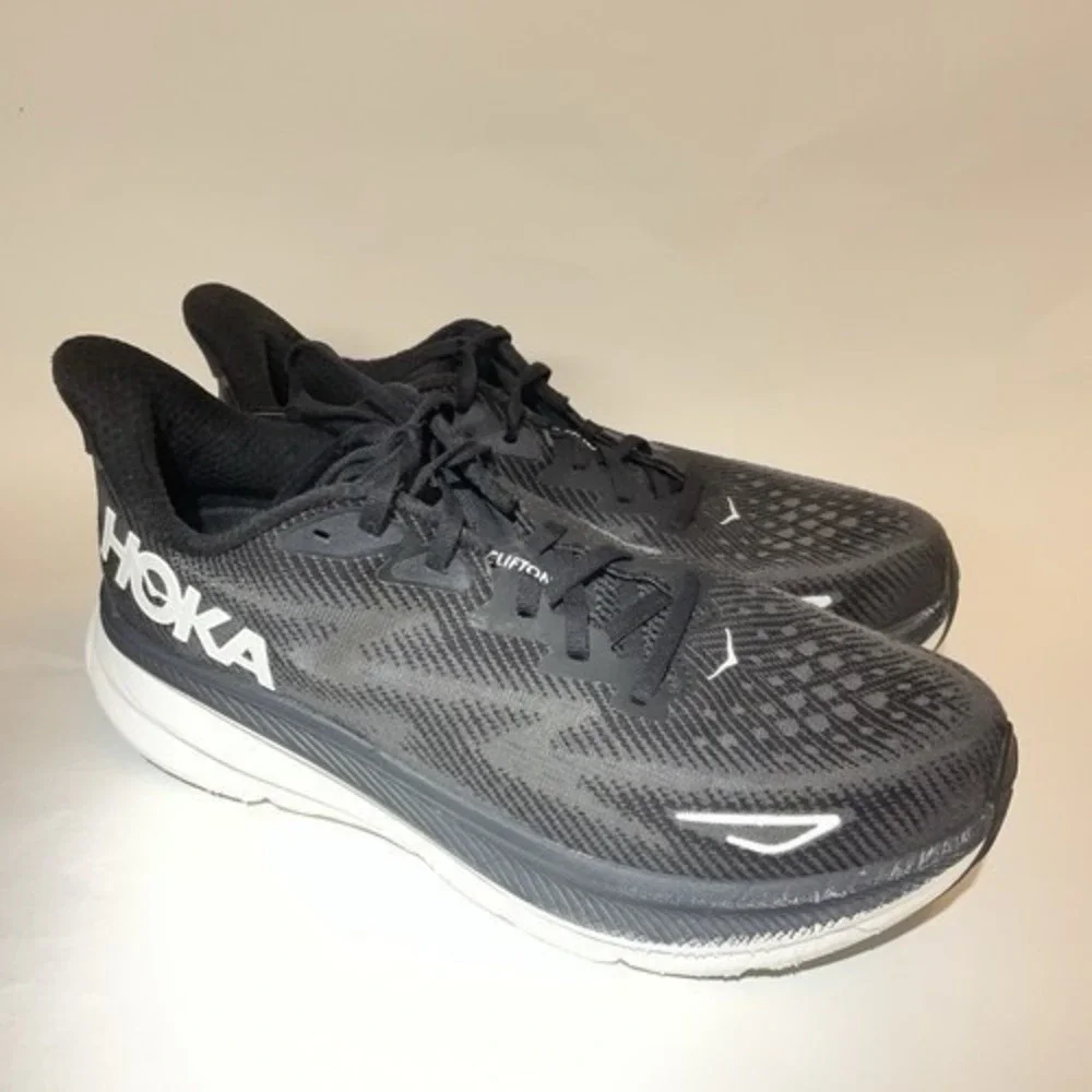 Hoka One One Clifton 9 Black/White Lace Up Running Sneakers Women 10.5B Vietnam‎